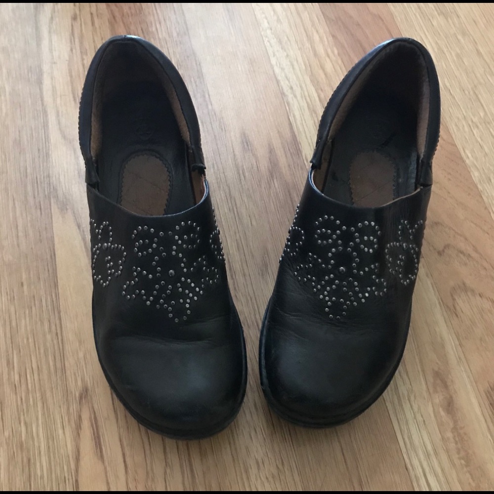 Clogs